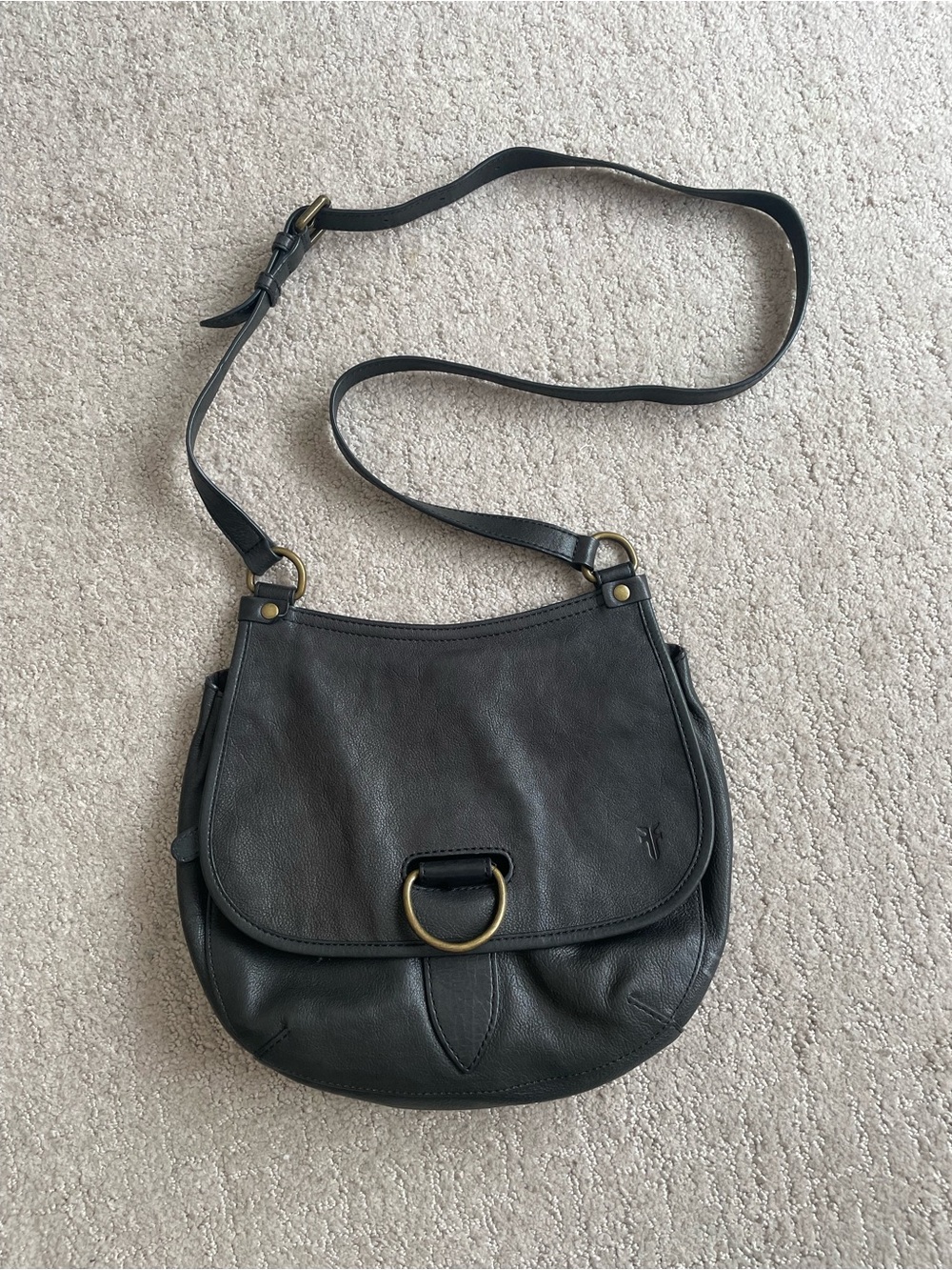Frye Black Leather Crossbody Saddle Bag with Brass Ring